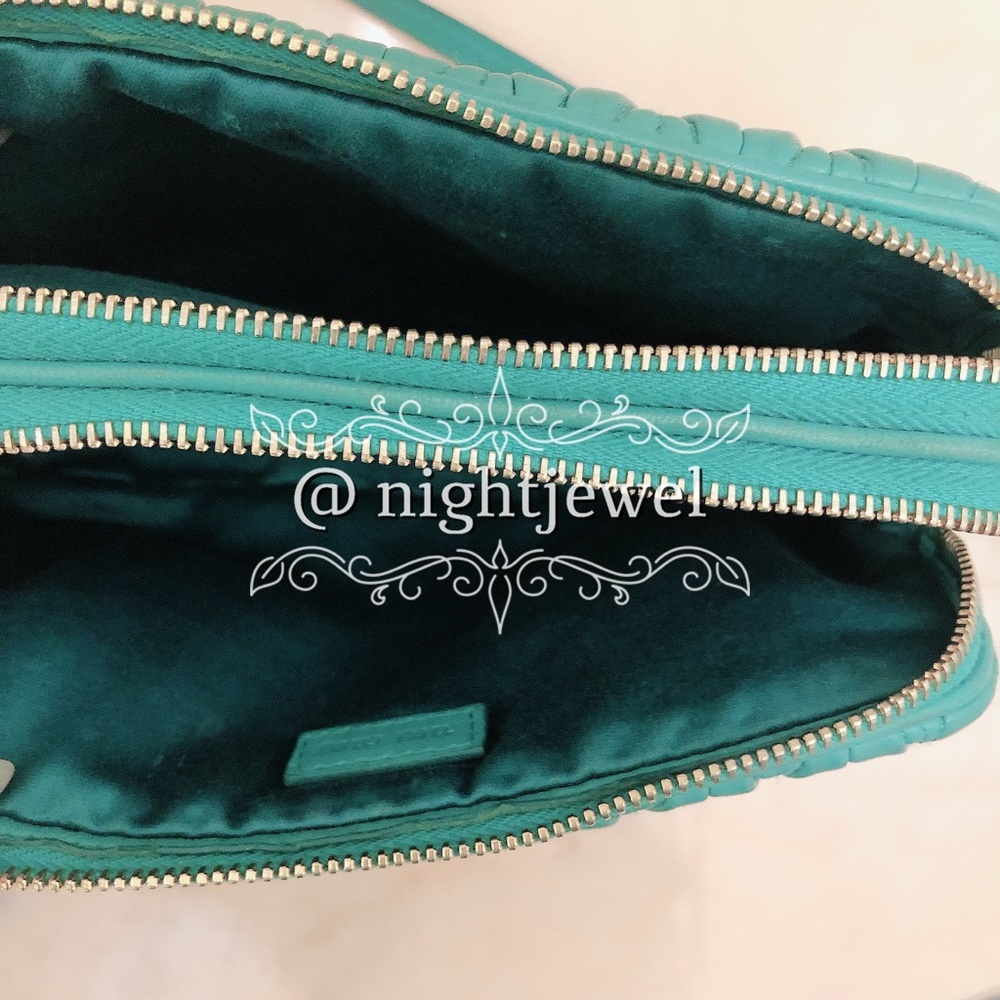 🔥SOLD🔥🎉HOST PICK GORGEOUS TURQUOISE Teal Miu Miu by Prada Matelasse Giada bag - Picture 6 of 11